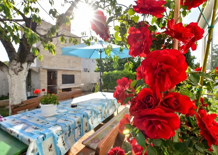 Nena Apartament Sukošan