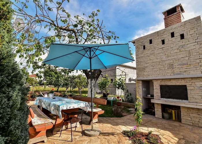 Nena Apartament Sukošan