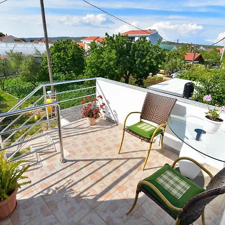 Nena Apartment