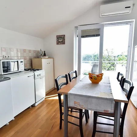 Nena Apartment