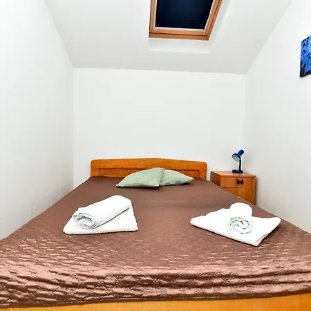 Apartment Nena *