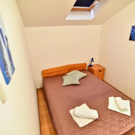 Apartment Nena *