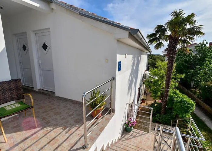 Apartment Nena *